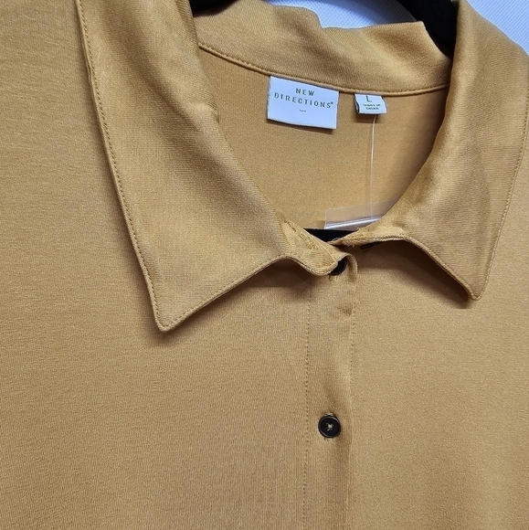New Directions Julianna Crepe Tunic Button Down, Ruched Sleeve, Squash Yellow. - Picture 3 of 10